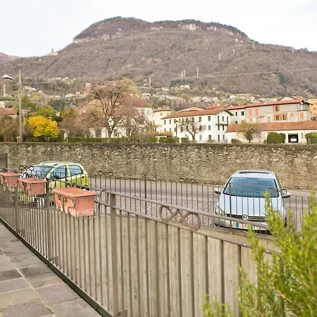 Apartman Giardino Privato Relax Sul Di 2 Camere-vicino Ospedale Moriggia - Wi-fi E Parcheggio Gravedona